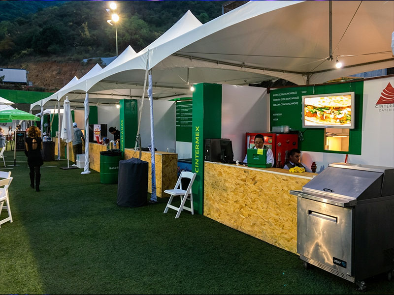 Food Court Abierto GNP